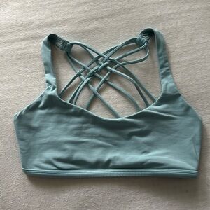 Lululemon free to be wild bra